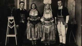 quotMore sokol piequot Macedonian Folk Song  quotМоре сокол пиеquot Македонскa народнa [upl. by Tanhya]