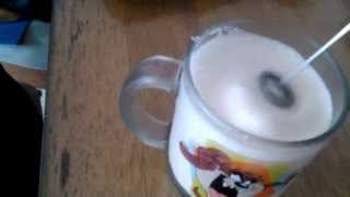 Aerolatte Review Frothing Cold Milk In Under 1 Minute [upl. by Nelsen]